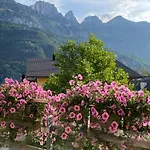 Maisonette Penthouse-stil 150m2 - Direkt Am Walensee Mit Badestrand Daire