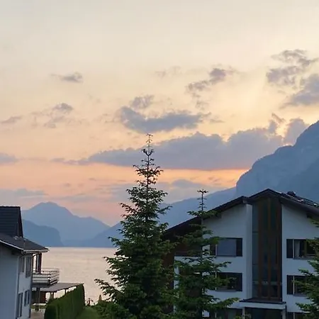 Maisonette Im Penthouse-stil Ca 145m2 Mit Viel Privatsphaere - Direkt Am Walensee Mit Badestrand Apartament
