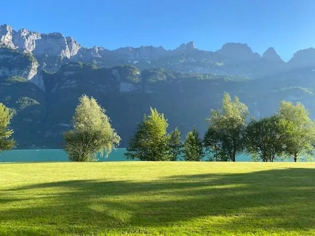 Maisonette Im Penthouse-stil Ca 145m2 Mit Viel Privatsphaere - Direkt Am Walensee Mit Badestrand Apartmán *