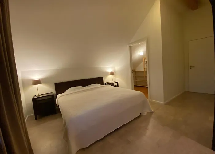 Maisonette Im Penthouse-stil Ca 145m2 Mit Viel Privatsphäre - Direkt Am Walensee Mit Badestrand Unterterzen