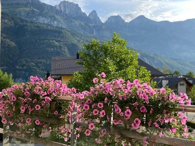 Maisonette Im Penthouse-stil Ca 145m2 Mit Viel Privatsphäre - Direkt Am Walensee Mit Badestrand Apartment