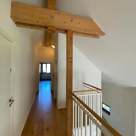 Maisonette Penthouse-stil 150m2 - Direkt Am Walensee Mit Badestrand Unterterzen