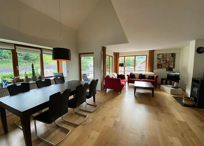 شقة Maisonette Im Penthouse-stil Ca 145m2 Mit Viel Privatsphaere - Direkt Am Walensee Mit Badestrand انتيرتيرزين